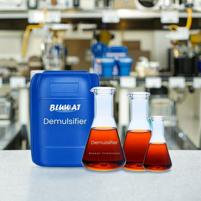 kaufen 40 Prozent Demulgator für Leder- und natürliche Pflanzenabwasser Phasentrenner Chemikalie on-line-Fertigung